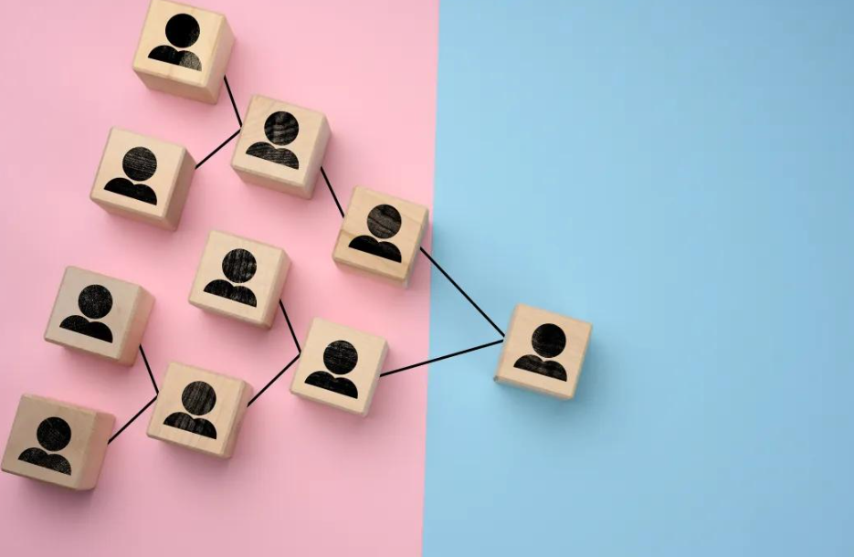 邹少荣“接棒”王文怀，君龙人寿掌门人换防下的机遇与挑战