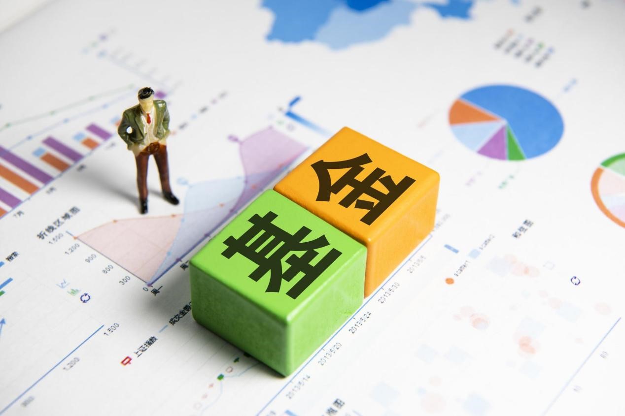 固收产品落后,冯明远去年业绩暗淡,信达澳银“明星经理依赖症”有多严重?